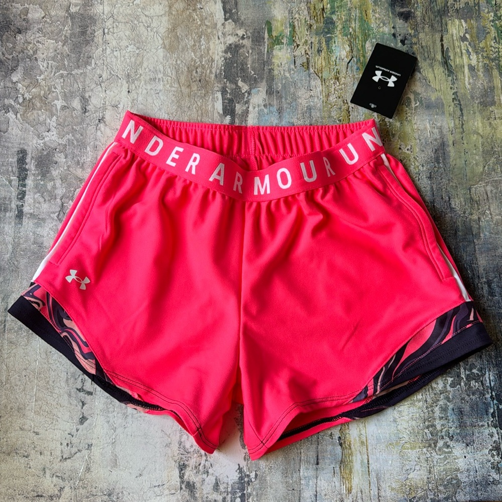 NWT! Under Armour Play Up shorts 3.0 sz XS